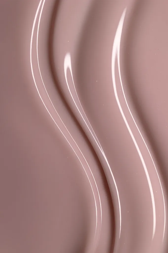 One Bottle Builder Gel 3 in 1 - Cool Nude (Low viscosity)_Swatch.webp